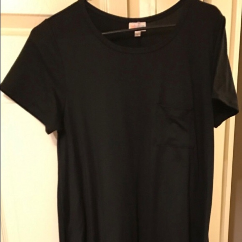 Lularoe solid black Carly